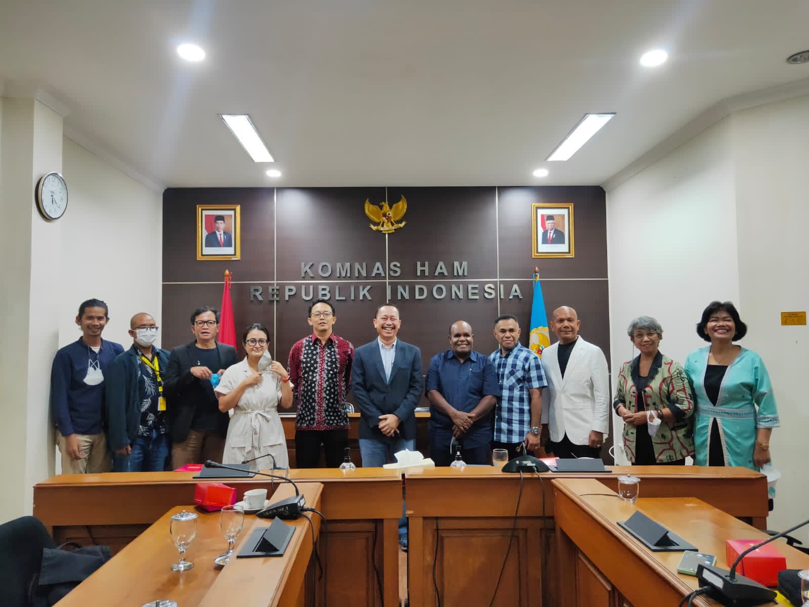 Majelis Rakyat Papua (MRP) saat berkunjung ke Kantor Komnas HAM RI , foto : Amnesty