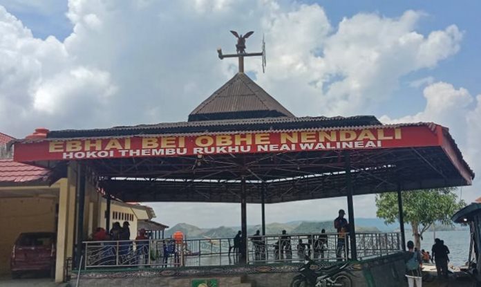 Obhe Kampung Nendali Sebagai salah satu Tempat Serasehan Kongres Masyarakat Adat Nusantara VI , foto : nesta/jeratpapua.org Obhe Kampung Nendali Sebagai salah satu Tempat Serasehan Kongres Masyarakat Adat Nusantara VI , foto : nesta/jeratpapua.org