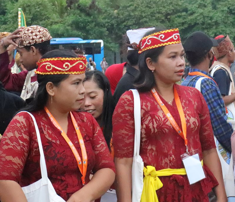 Perempuan Adat salah satu Suku Corak Nusantara di Indonesia, foto : nesta /jeratpapua.org