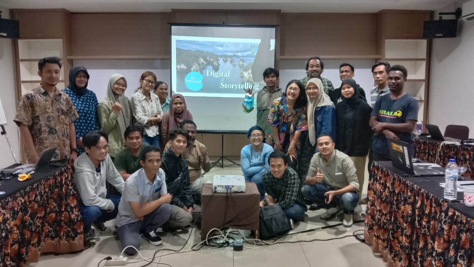 Peserta Pelatihan Digital Storyteling dari berbagi NGO Tanah Air, foto : nesta/jeratpapua.org